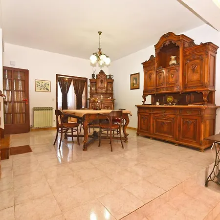 Fuer 8 Personen Ca 160 Qm In Fazana, Istrien Istrische Riviera Apartment