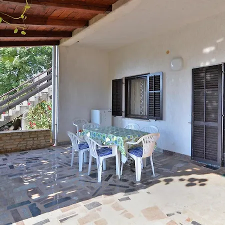 Fuer 8 Personen Ca 160 Qm In Fazana, Istrien Istrische Riviera Apartment